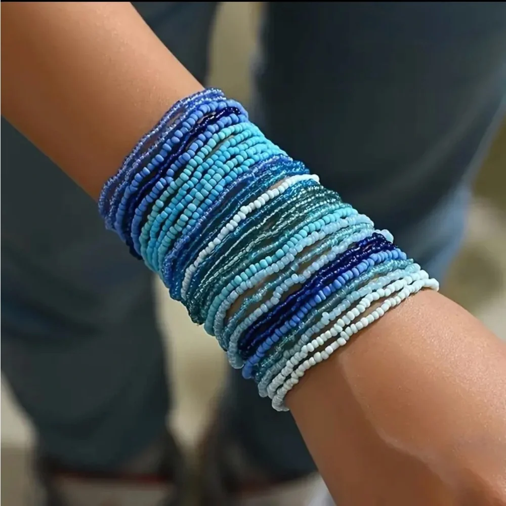 ⭐️Blue Beaded Bracelet Set - Picture 1 of 1